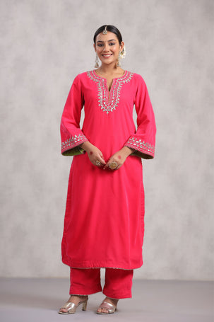 Pink Velvet Suit With Dupatta