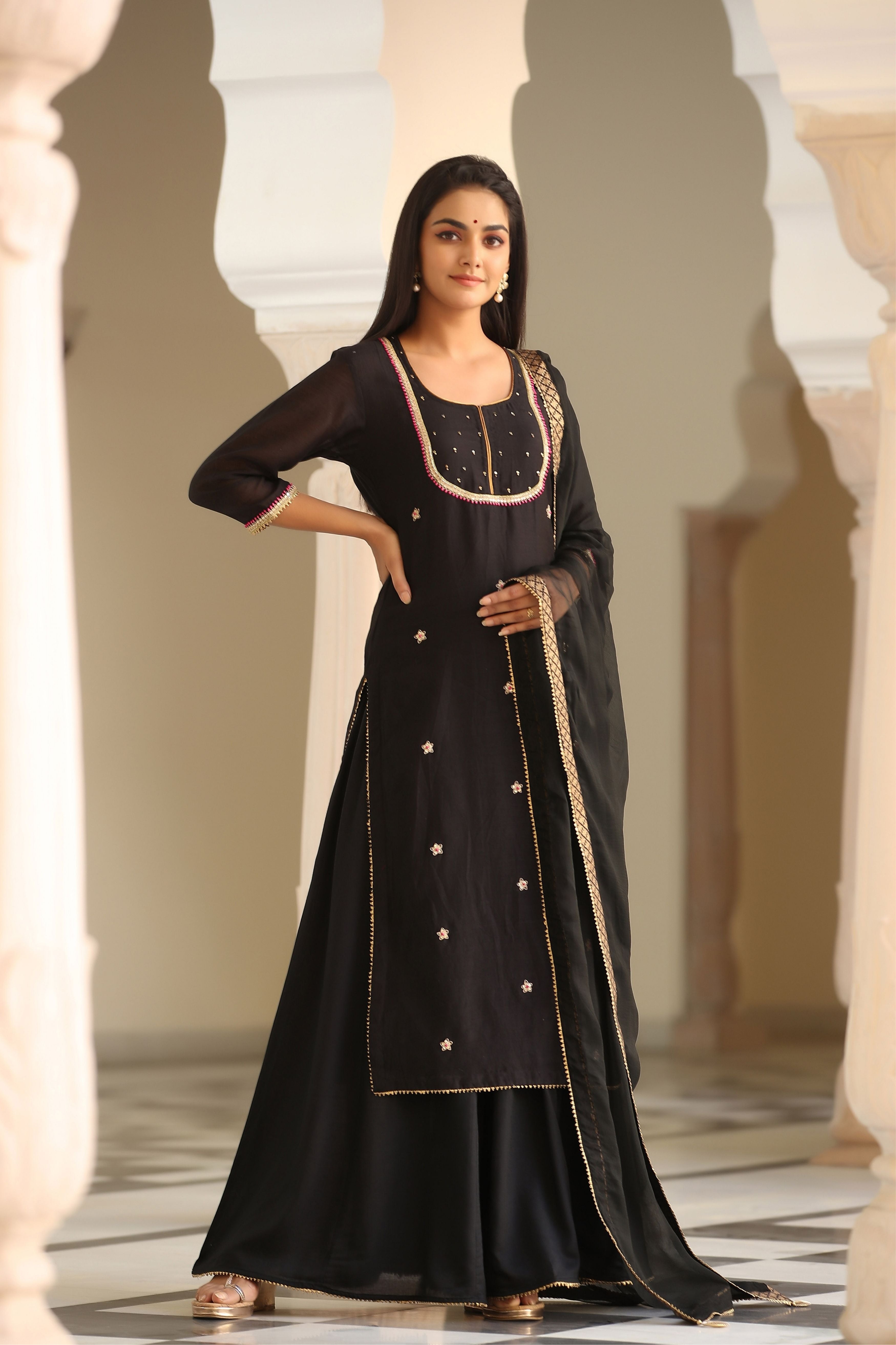 Stylish Black Chanderi Handloom Silk Cotton Suit Set – Luxurion World