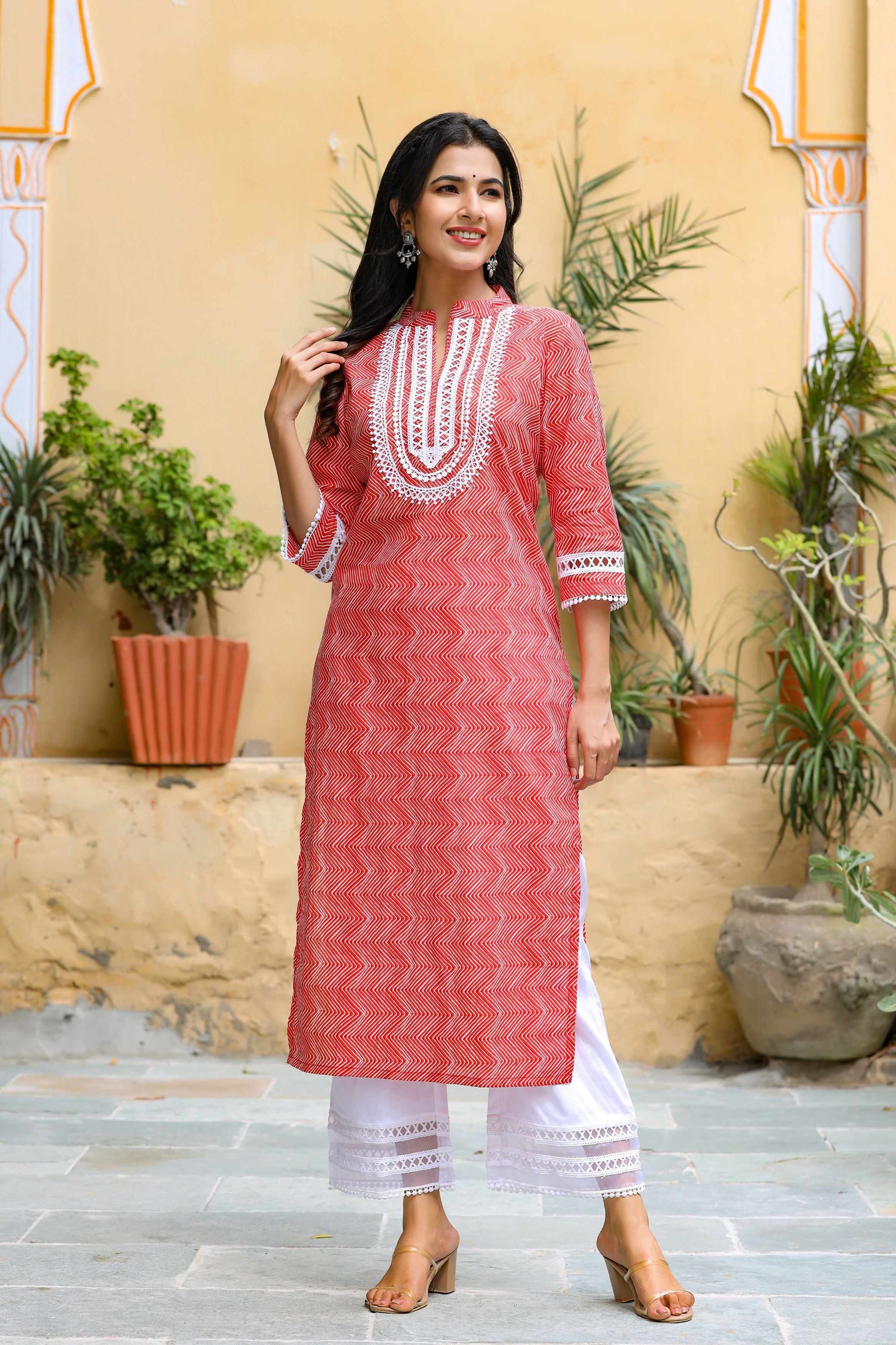 Solid Floral Cut-work Embroidered Straight Fit Kurta with Palazzo - Pi –  FASHOR